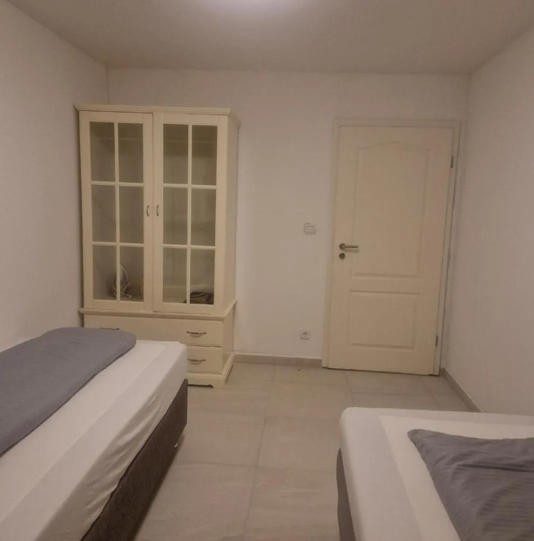 Hanin 12 Munich Apartment